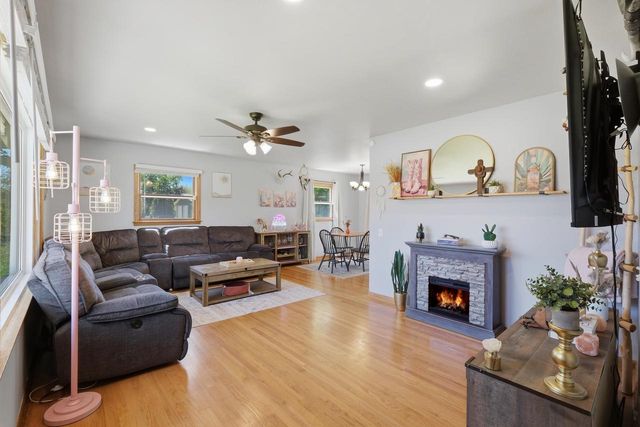 241 5th Street, Evansville, WI 53536