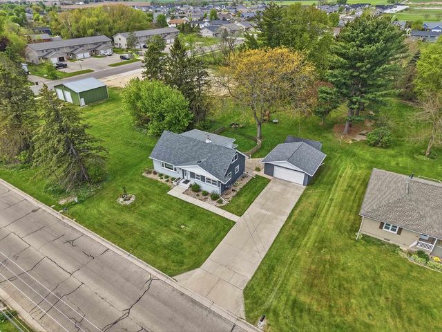 241 5th Street, Evansville, WI 53536