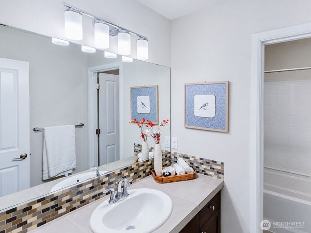 12444 NE 153rd Place, Woodinville, WA 98072