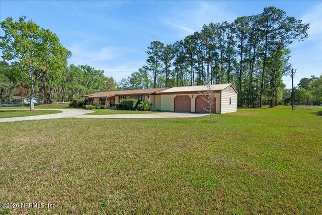 611 PLANTATION Drive, Middleburg, FL 32068