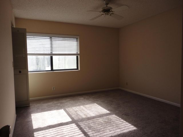 514 Shady Pine Way A2, Greenacres, FL 33415