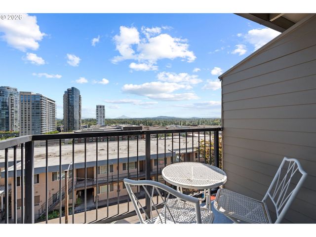 3812 S KELLY Ave 7, Portland, OR 97239