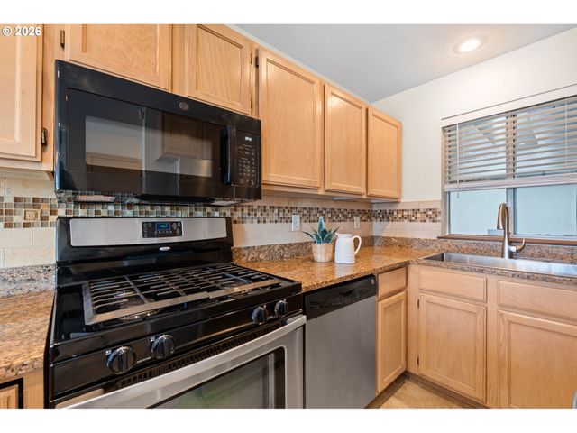 3812 S KELLY Ave 7, Portland, OR 97239
