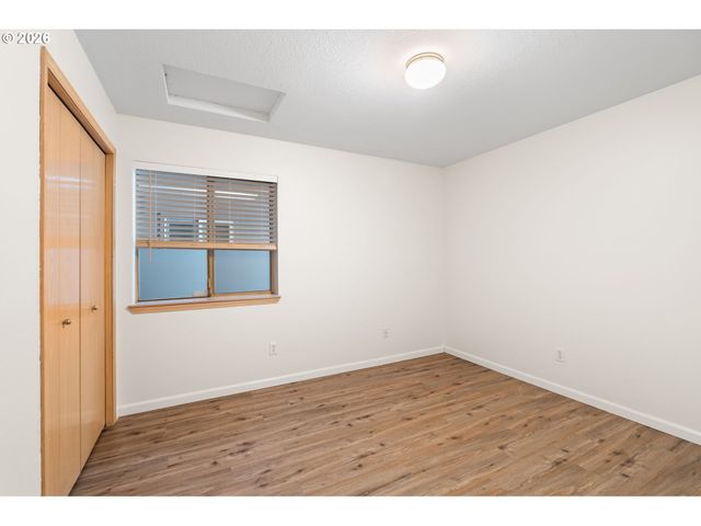 3812 S KELLY Ave 7, Portland, OR 97239