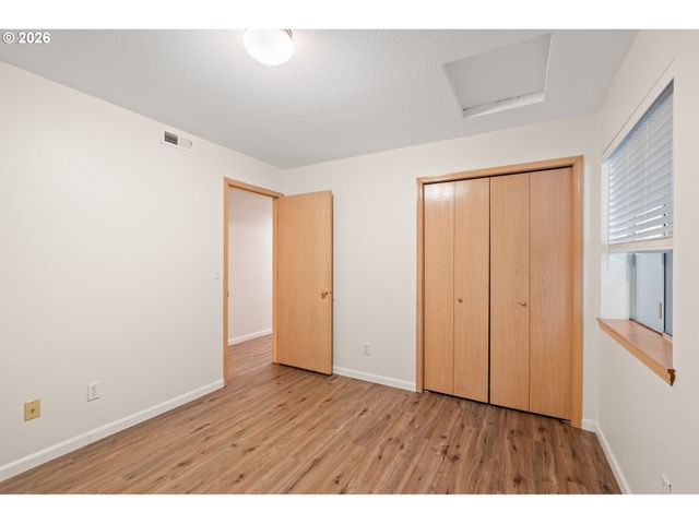 3812 S KELLY Ave 7, Portland, OR 97239
