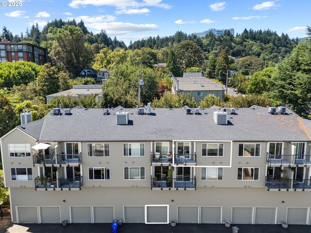 3812 S KELLY Ave 7, Portland, OR 97239
