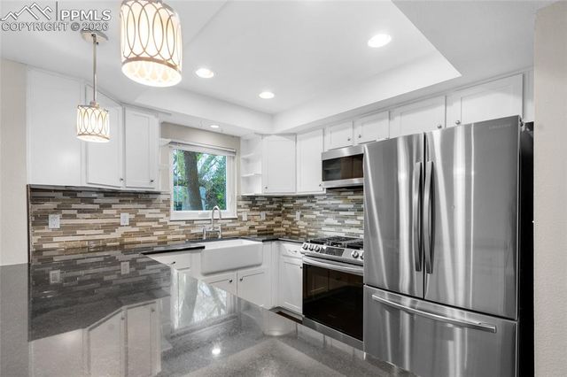 673 Shooks Lane, Colorado Springs, CO 80903