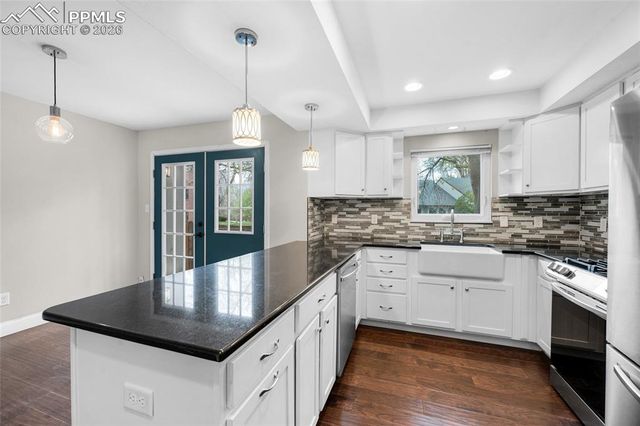 673 Shooks Lane, Colorado Springs, CO 80903