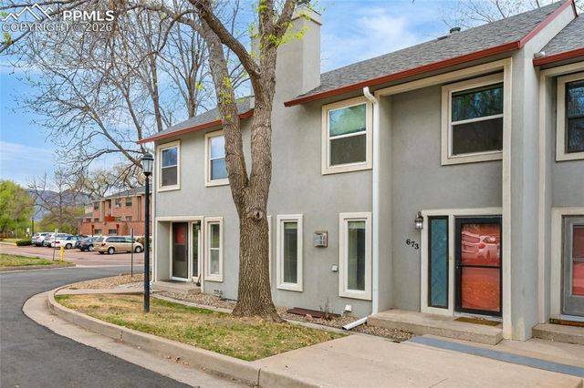673 Shooks Lane, Colorado Springs, CO 80903
