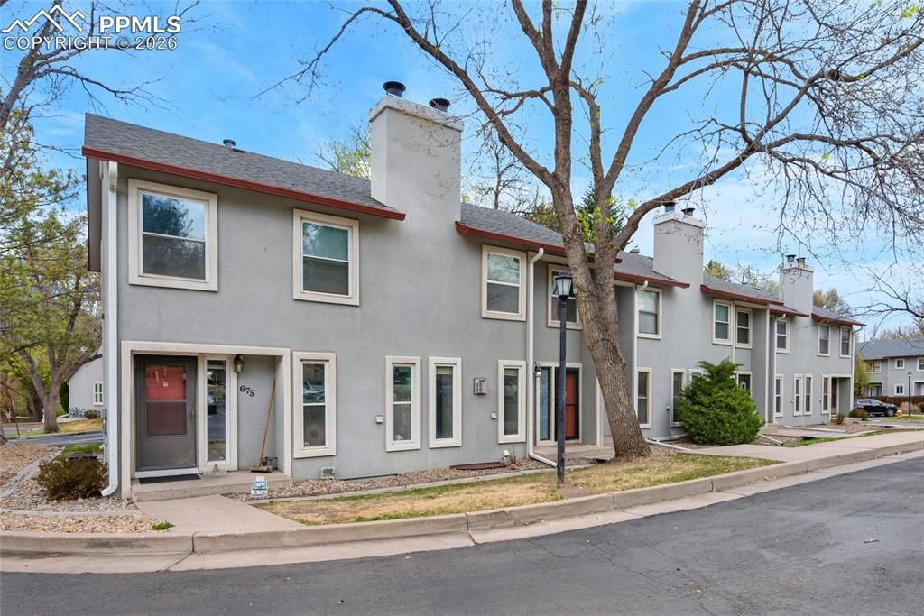 673 Shooks Lane, Colorado Springs, CO 80903