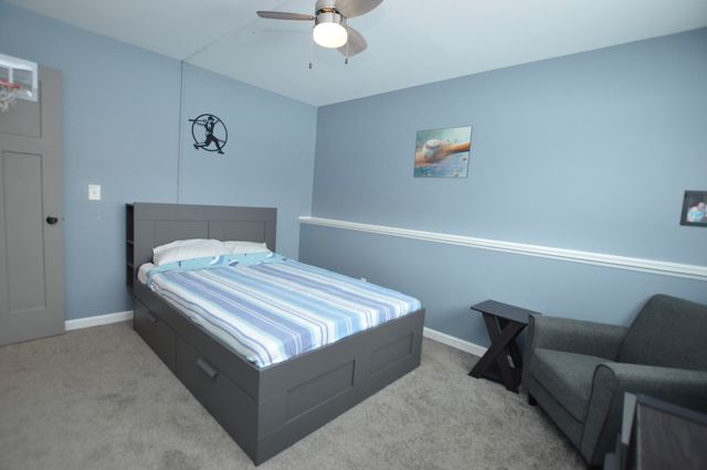 1014 Stonehedge Court, Crystal Lake, IL 60014