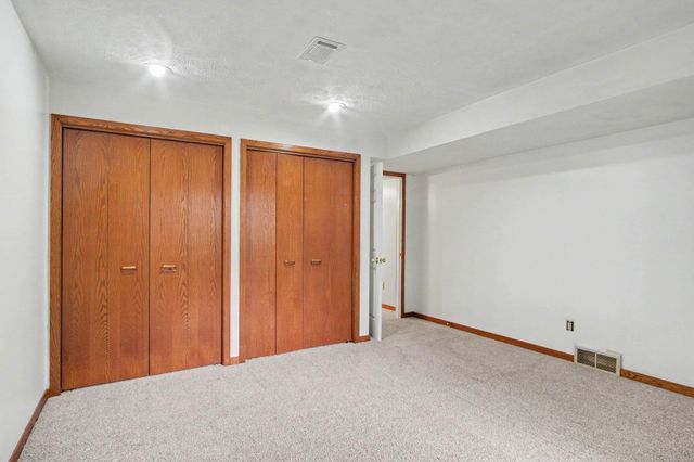 5499 Riverlook Drive Ne, Plainfield Twp, MI 49321