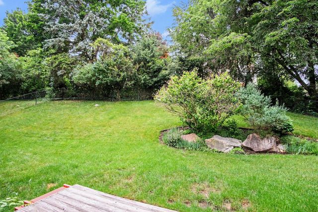 5499 Riverlook Drive Ne, Plainfield Twp, MI 49321