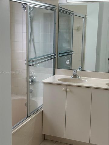 3951 NE 11th Dr, Homestead, FL 33033