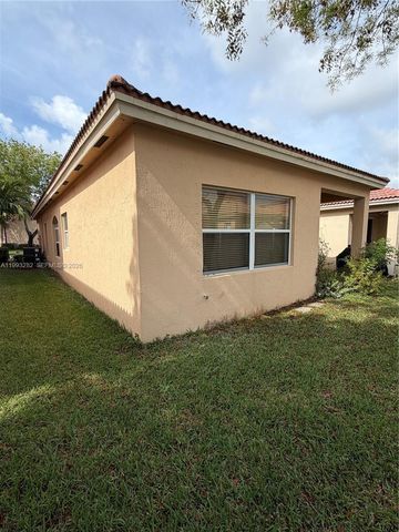 3951 NE 11th Dr, Homestead, FL 33033