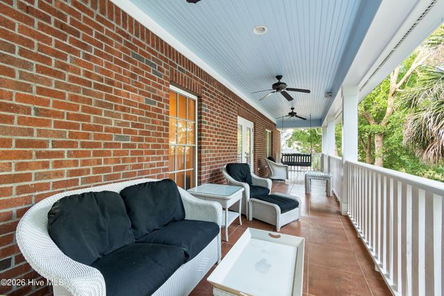 9153 E Bramshill Road SW, Calabash, NC 28467
