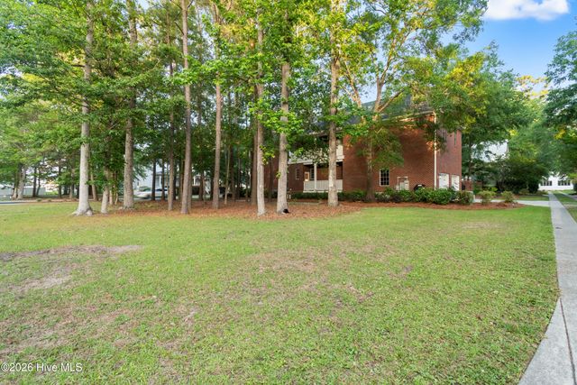 9153 E Bramshill Road SW, Calabash, NC 28467