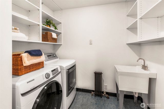 2117 N 36th Street, Seattle, WA 98103