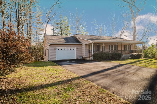159 W Sweetbriar Lane, Etowah, NC 28729