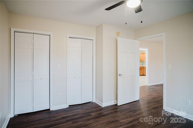 159 W Sweetbriar Lane, Etowah, NC 28729