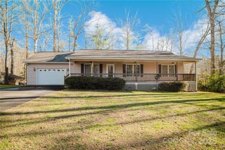 159 W Sweetbriar Lane, Etowah, NC 28729