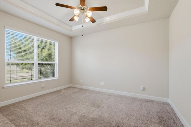 13930 Hawthorne Circle, Mont Belvieu, TX 77523
