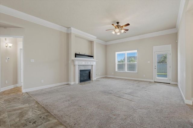 13930 Hawthorne Circle, Mont Belvieu, TX 77523