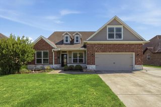 13930 Hawthorne Circle, Mont Belvieu, TX 77523