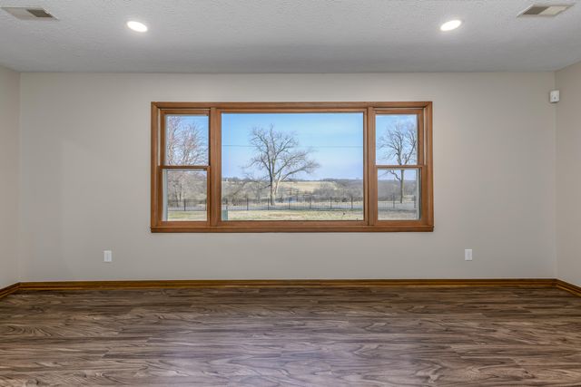 11700 W County Line Road, Republic, MO 65738