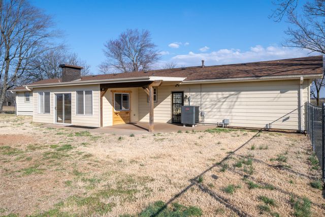 11700 W County Line Road, Republic, MO 65738