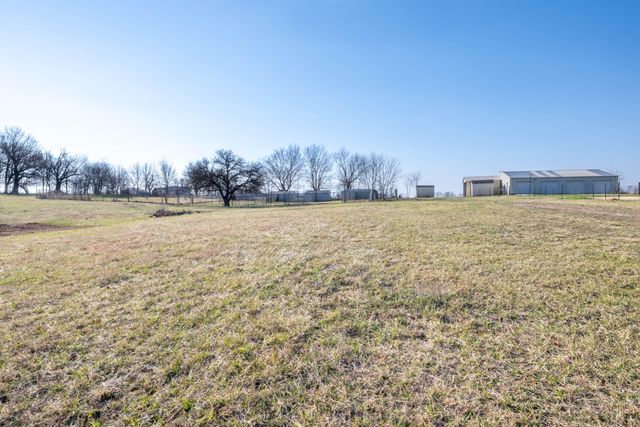 11700 W County Line Road, Republic, MO 65738