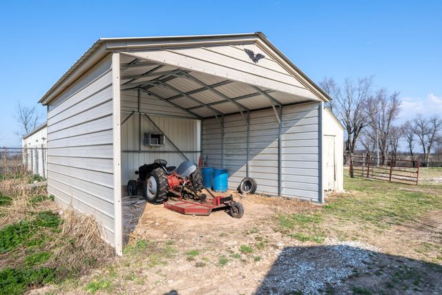 11700 W County Line Road, Republic, MO 65738