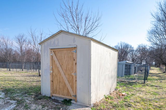 11700 W County Line Road, Republic, MO 65738