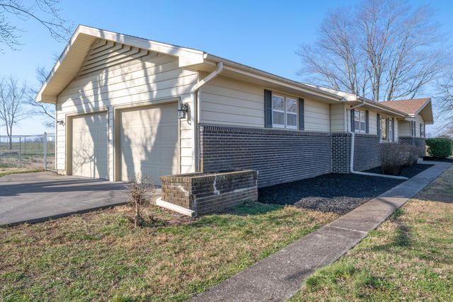 11700 W County Line Road, Republic, MO 65738