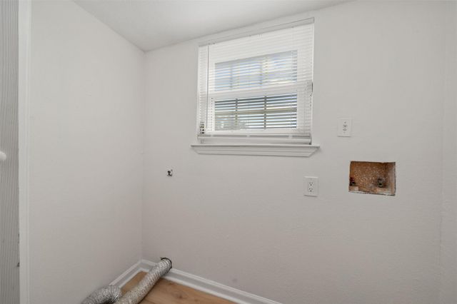 2503 57th Street, Galveston, TX 77551