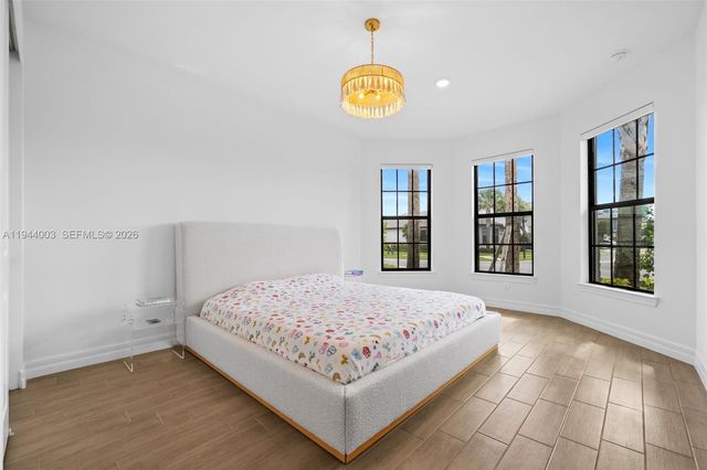 2715 Primrose Pl, Oakland Park, FL 33309