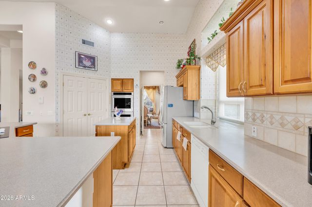 19749 N JOJOBA Court, Surprise, AZ 85374