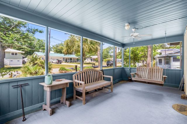 504 36th Ave. S, North Myrtle Beach, SC 29582