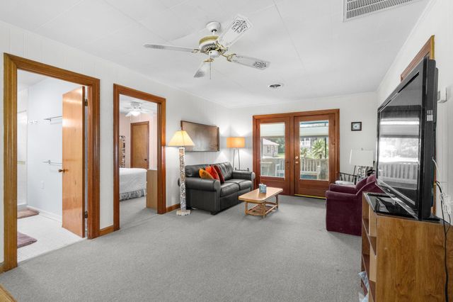 504 36th Ave. S, North Myrtle Beach, SC 29582