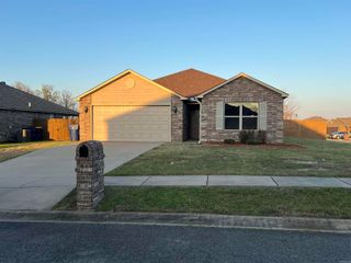 950 PINEHURST LOOP Loop, Cabot, AR 72023