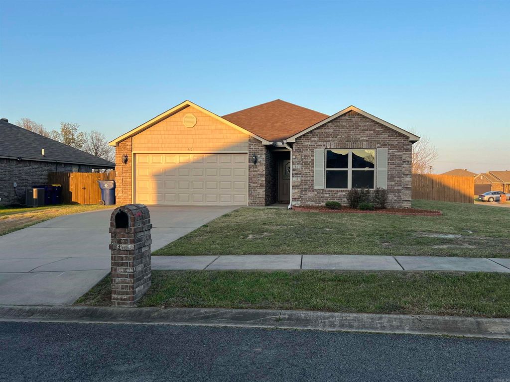 950 PINEHURST LOOP Loop, Cabot, AR 72023