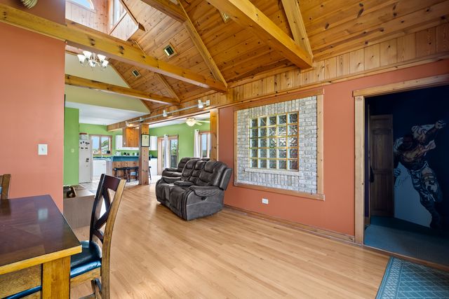 28731 S Yates Avenue, Beecher, IL 60401