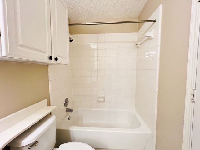 2685 Hillside Drive, Highland Village, TX 75077