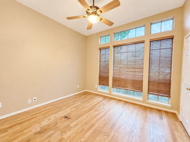 2685 Hillside Drive, Highland Village, TX 75077
