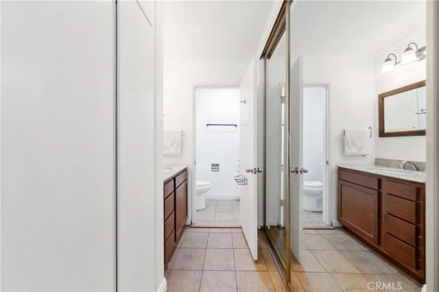 1018 Cabrillo Park H, Santa Ana, CA 92701