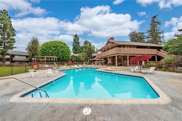 1018 Cabrillo Park H, Santa Ana, CA 92701