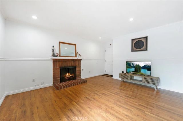 1018 Cabrillo Park H, Santa Ana, CA 92701