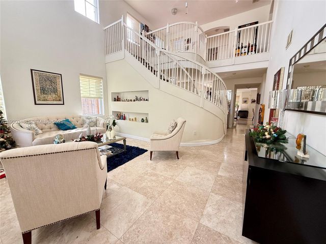 8950 SW 152nd Ct, Miami, FL 33196