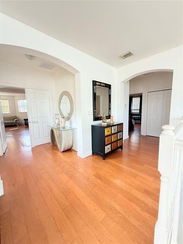 8950 SW 152nd Ct, Miami, FL 33196