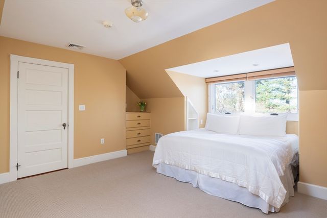 40 Heath Hill, Brookline, MA 02445